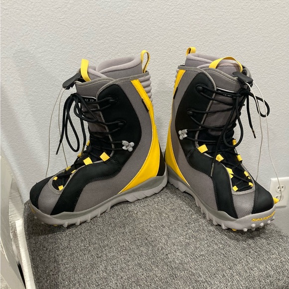 Women’s Salomon Diadem Anatomic Fit Snowboard Boots 9.5 - Picture 3 of 7